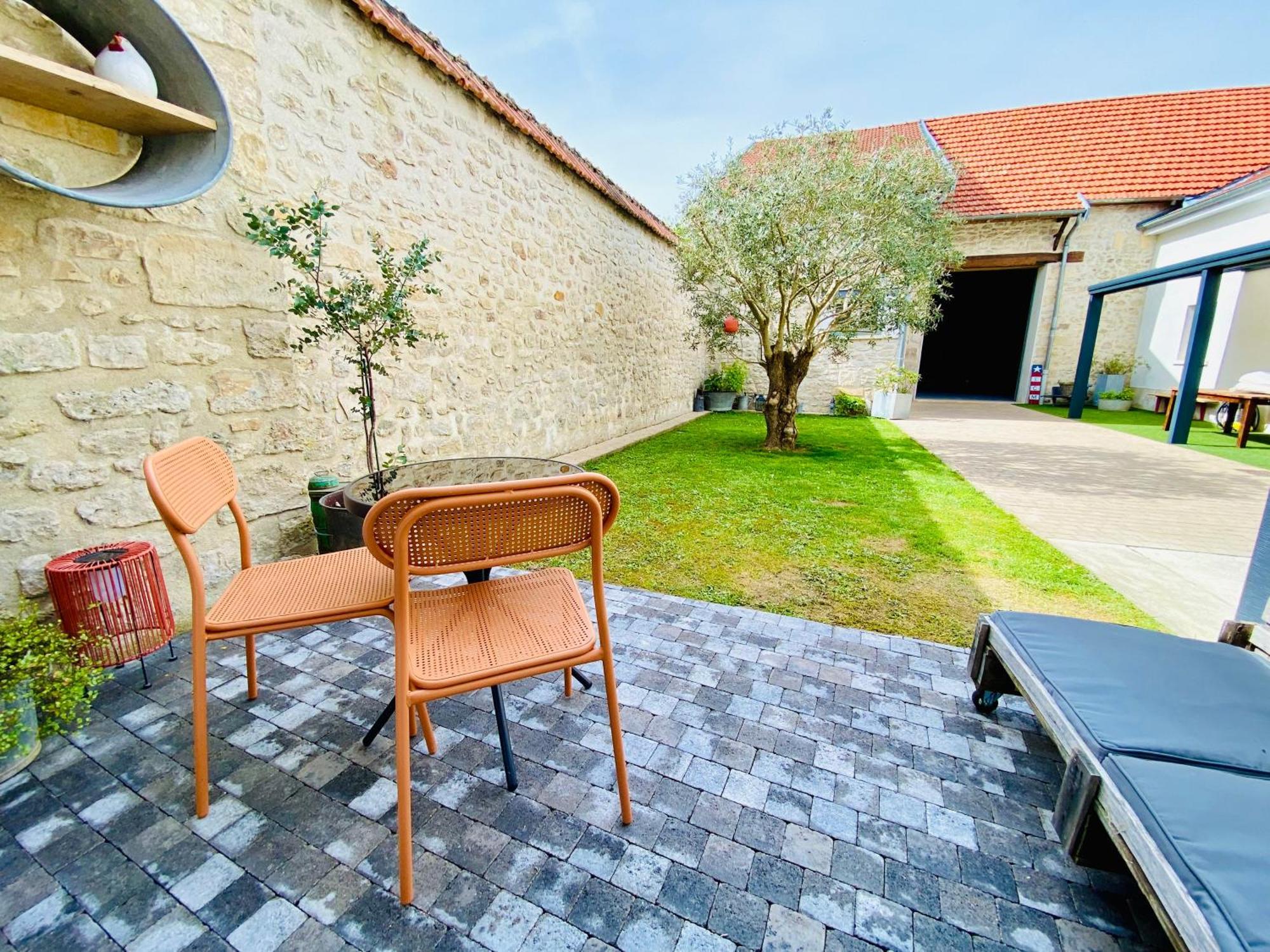 Studio D'Hotes Avec Piscine « Le Clos N°6 » Cormicy Exterior photo
